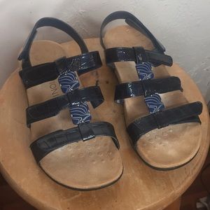 Vionic podiatrist sandals